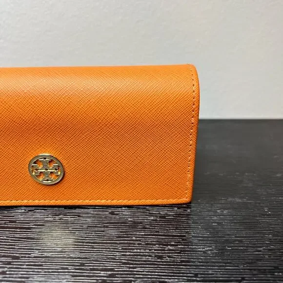 🆕 NWOT Tory Burch Sunglasses Case Orange with Gold Emblem Logo Leather Like - Picture 4 of 11